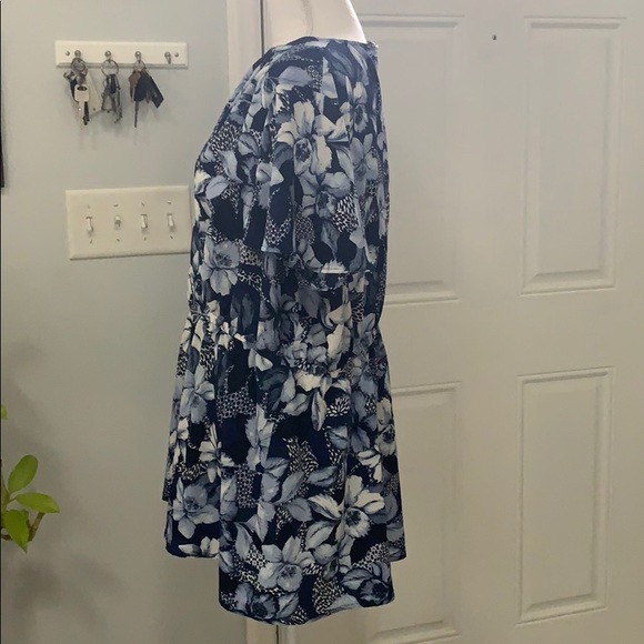 Lane Bryant Blue Flutter Sleeve Faux-Wrap Top, 20 - Picture 2 of 6